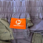 Merrell Women’s  dark blue print shorts size 6 Photo 2