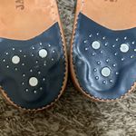 Jack Rogers  woman flip flop sandal navy blue & white size 9 Photo 4