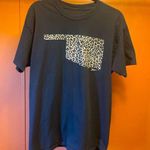 Women’s black Oklahoma T Photo 0