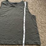 Lululemon Women's Sleeveless Top in Green Photo 3