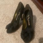 Nina 👠$ 15!Sale  Glittery Black Heels Size 6.5👠Heart ght about 3”👠 Photo 0