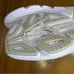 Hoka Bondi 8 Women's Sneakers in Gray Photo 8