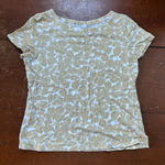 Liz Claiborne  Tan and White Short Sleeve Top Photo 0