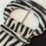 Women’s belt black white tiger striped vinyl elastic stretch OSFM Black Photo 3