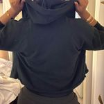 Black cropped Zip Photo 2