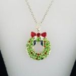 NEW Crystal Wreath White Gold Plated Christmas Holiday Green Red Necklace Photo 2