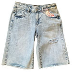 Love Soho Baggy Bermuda Denim Shorts Sz 5 Women’s Low Rise Distressed Raw NWT Blue Photo 2