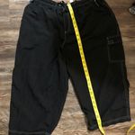 Vintage low waist wide leg baggy capri pants sweatpants white contrast stitching and leg cargo pockets (size: 1X) Black Photo 2