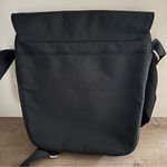 Baggallini  Crossbody Purse Bag Travel Organizer Pockets Storage  black Closure Photo 3