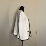 Le Suit Le‎ Suit - Whit and black Lining blazer top size 18 Photo 3