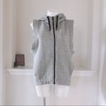 Ivy Park Logo Grey Quilted Sleeveless Hoodie Vest Size M NWT Photo 5