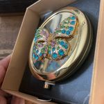 NWT MONET GOLD COMPACT WITH JEWELED BUTTERFLY Photo 8