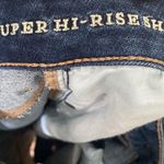 American Eagle AEO Distressed Super High Rise Shortie Photo 3