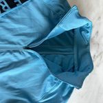 Under Armour  Women's Blue Long Sleeve Full Zip‎ Athletic Jacket Thumb Holes Photo 2