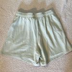 Adidas ESS+ SHORTS Photo 3