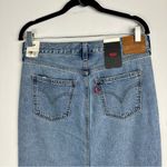 Levi's NWT Levi’s Premium Womens Denim Midi Skirt Sz 27 Light Wash Slit Front Photo 12