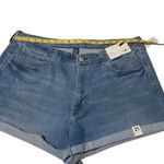 Arizona Jeans NWT Medium Wash Denim Blue Jean Shorts Mid Rise Plus Size 21 23 New Arizona Jean Photo 5