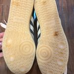 Adidas Women’s  Sambas Photo 3