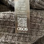ASOS sweater. Size Medium. Photo 4