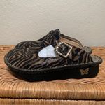 Alegria Algeria Classic Safari Tiger Stripe Clog Mule Size 37 Photo 4