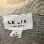 Le lis Denim Jacket Photo 3