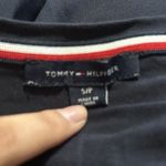 Tommy Hilfiger  Women's Navy Blue Short Sleeve small t shirt baby tee 2010s Photo 4