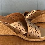Lucky Brand New- platform sandals size 10 Photo 0