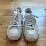 VEJA V 12 Sneakers Photo 1