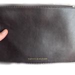 Tommy Hilfiger Retired / Vintage Vegan Leather Single Pouch Zipper Bag Photo 4