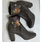 Y2K Carlos Santana Reva Floral Embroidered Ankle Boots Womens size 11M Gray Photo 1