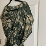 Collective Concepts  women’s Green and Cream Tie-Dye Dress size medium Photo 3