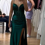 long hoco dress Green Size 4 Photo 0