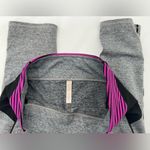 Lucy Activewear Capri Leggings M Photo 1