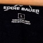 Eddie Bauer π₯ Black V-Neck Pocket Short Sleeve Top Photo 2