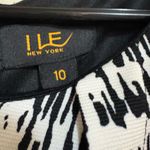 Elegant Monochrome Midi Dress with Red Accents Black Size 10 Photo 4