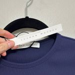 Susana Monaco NWT Rib Short Sleeve Crew Crop Top in Navy - Size M Photo 5