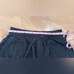 Athleta Farallon Midi short black size small Photo 8