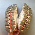 Womens orange on running shoes White Size 9 Photo 4