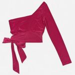 Better Be One-Shoulder Cut Out Crop Top With Bow | Pink | Size Medium Photo 3