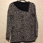 kim rogers  black gray leopard print sweater Photo 0