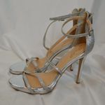 Badgley Mischka JEWEL Silver Galen Strappy Platform Sandal 8.5 Photo 7