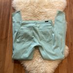 Kut From The Kloth  Diana Skinny Mint Green Denim Jeans EUC Sz 6 Stretchy Midrise Photo 4