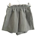 Varley  | Gray Tulair High Rise Short  Shimmer Shell Gray Nylon | Extra Small Photo 1