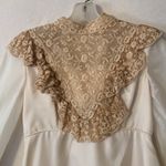 Vintage wedding dress womens small xs lace with bustle train white ivory tan Photo 6