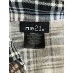 Rue 21  Plaid Flannel Pink/Black/White Button Up Long‎ Sleeve Shirt Size Small Photo 4