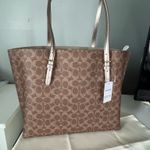 Coach Tote Bag Photo 6
