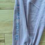 Taylor Swift  Sweatshirt and Sweat Pants Photo 4
