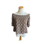 Gimmicks by BKE Womens  Off Shoulder Flowy Top - Sz XS Photo 1