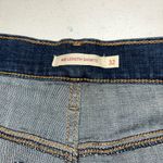 Levi's  Womens Denim Mid Length Shorts Sz 32 Photo 8