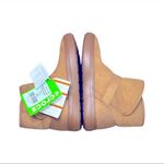 Crocs NEW Lodgepoint Synth Suede Boots Photo 42